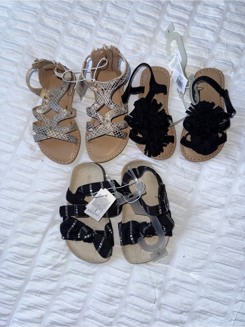 Toddler Girls Sandals Old Navy 3 Pair Size 6 in Black and Tan Shoes NWT